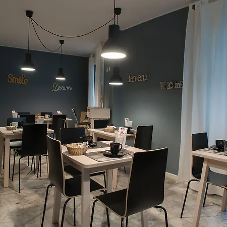 Relais Merizzi 게스트하우스 티라노